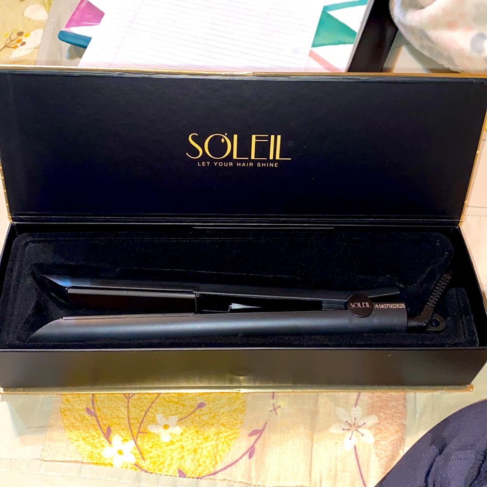 Soleil flat iron